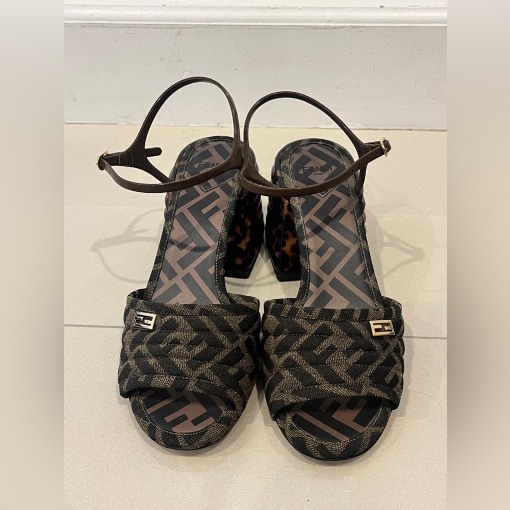 Fendi Brown and Black Sandals - Picture 3 of 7